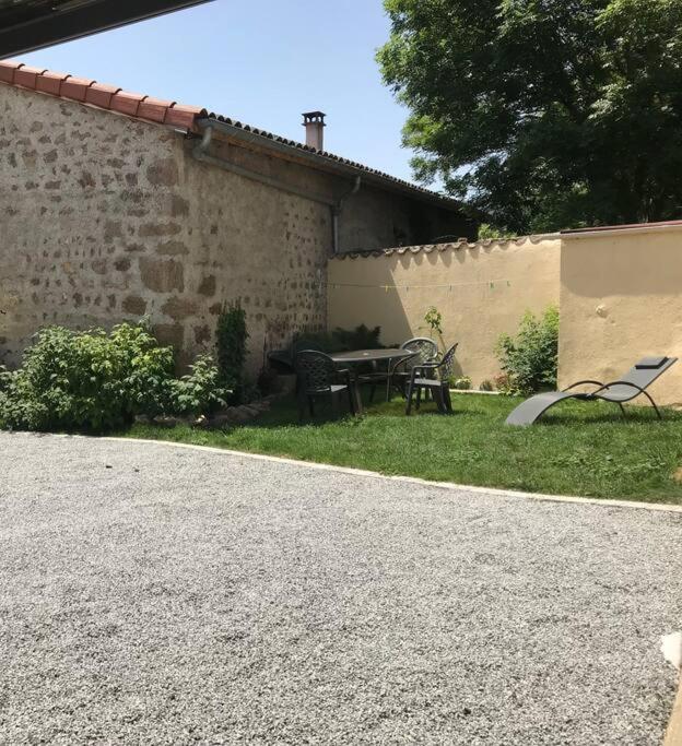 Jolie Maison De Campagne, Compostelle Villa Soleymieux Exterior foto